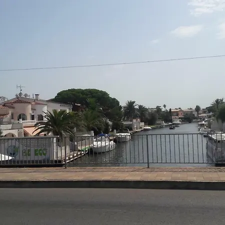 Holiday home Promenade Terrace Empuriabrava